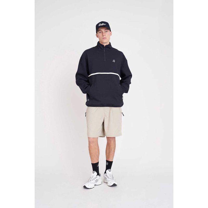 Huffer Club ¼ Zip Crew image number 3